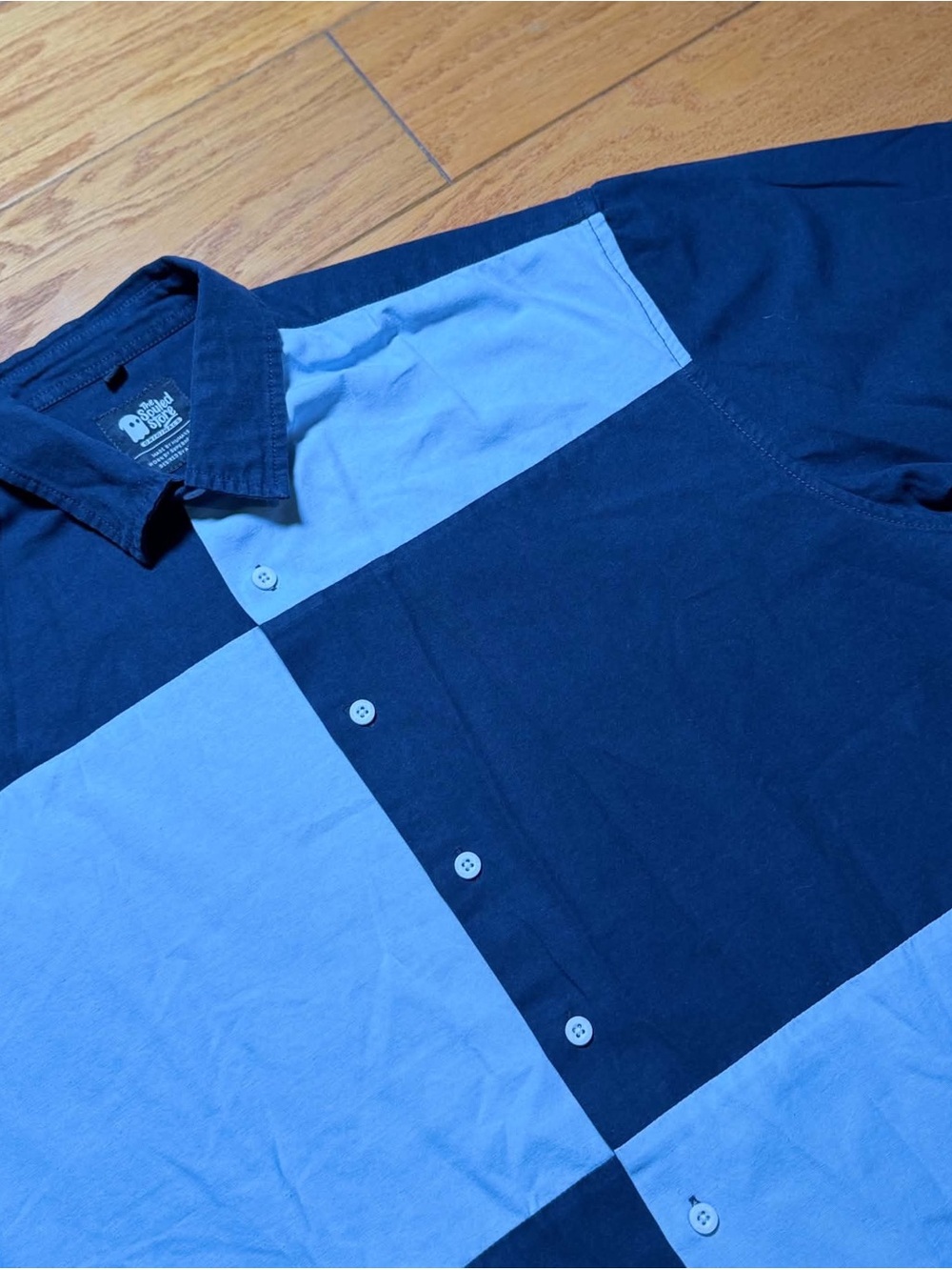 Men's Colorblock Button-Down Shirt in Light Blue and Navy